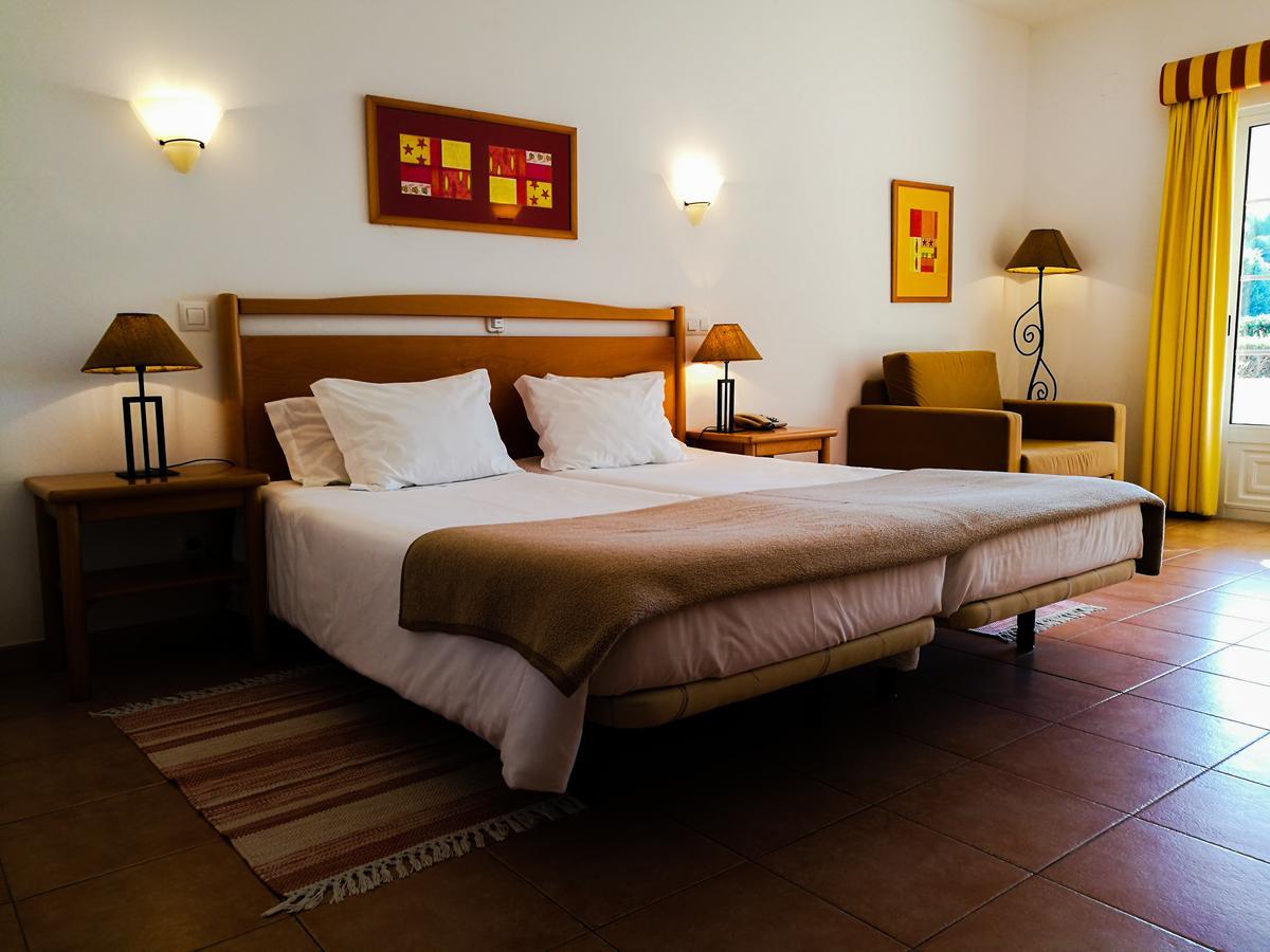 Club House Cvl Hotel Luz Exterior foto
