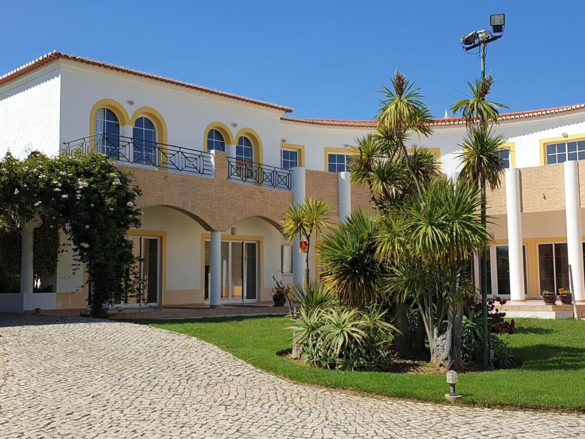 Club House Cvl Hotel Luz Exterior foto