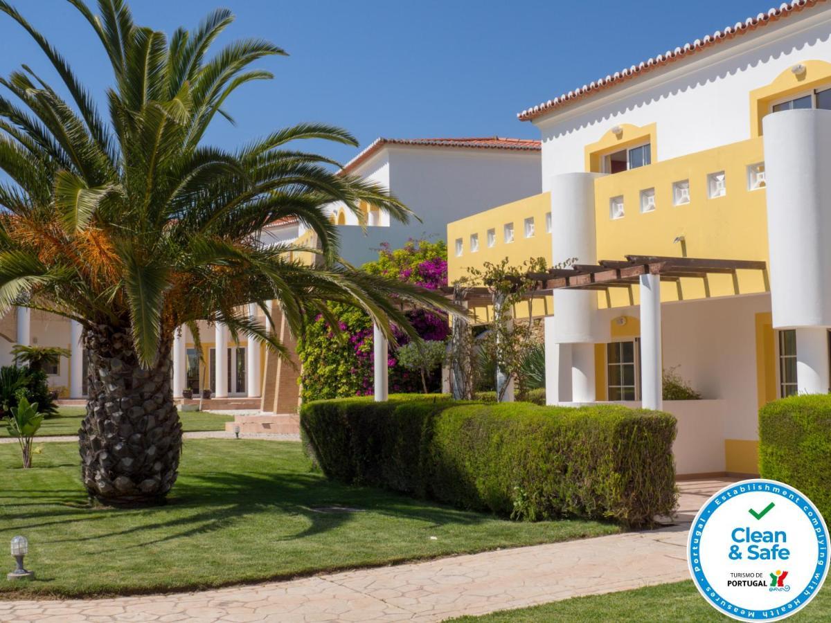 Club House Cvl Hotel Luz Exterior foto